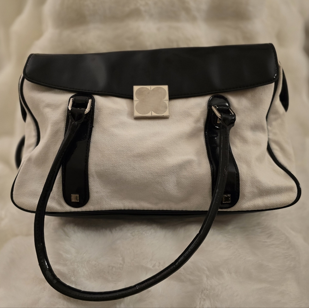 👜Liz Claiborne New York White and Navy Blue Handbag